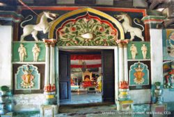 majuli-dakhinpat-temple_wik